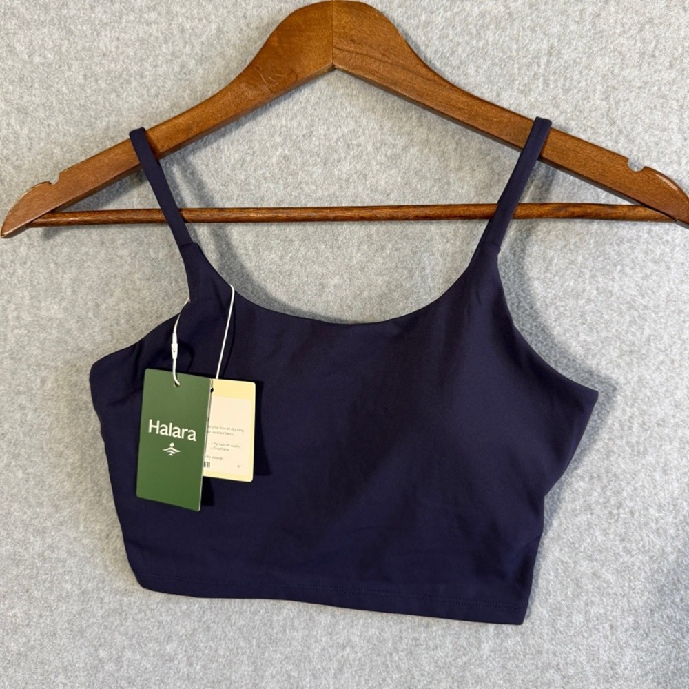 Halara Patitoff 2.0 Sports Bra Athleisure XS Navy Blue NWT Pet Hair Resistant
